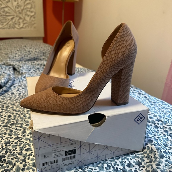 Tan Call It Spring pumps - Picture 2 of 6